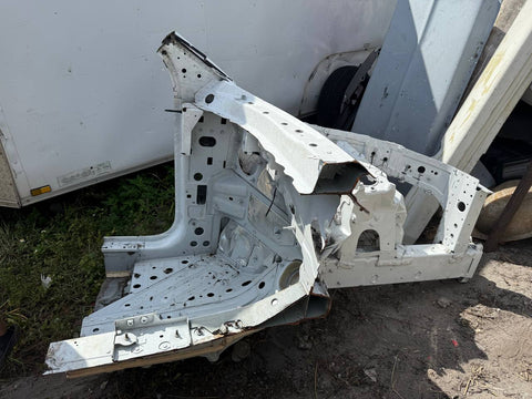 2019-2024 Lamborghini urus front driver right frame section clip