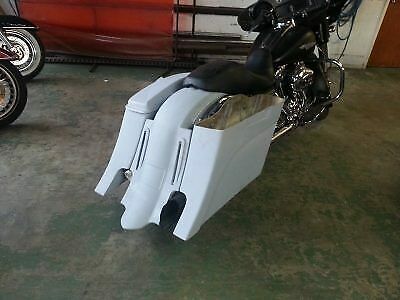 Harley 6″ Out & Down Saddlebags LED Fender – 6.5" Lids 2014–2023 –Dual Cut Outs