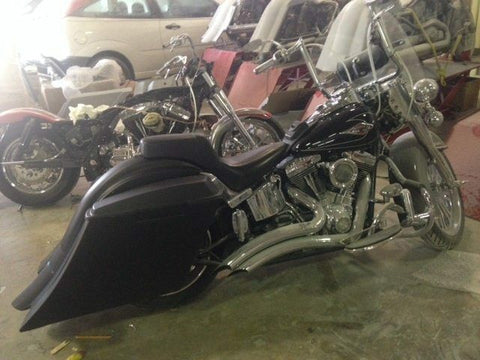 Harley 6″ Heritage Softail Out & Down Saddlebags, 6.5" Lids Fender No Cutouts