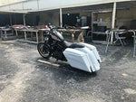 Harley Sportster 883 / Dyna / Sportster 5″ Dual Cut Out Saddlebags Kit + Lids
