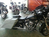 Harley 6″ Out & Down Saddlebags Fender – Dual 6x9 Lids 2014–2023–Dual Cut Outs