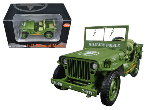 US Army WWII Jeep Vehicle Military Police Green 1/18 Diecast Model Car by American Diorama
