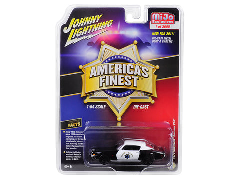 1970 Chevrolet Camaro Z28 \"America\'s Finest\" Highway Patrol Hobby Exclusive Limited Edition to 3600pcs 1/64 Diecast Model Car by Autoworld