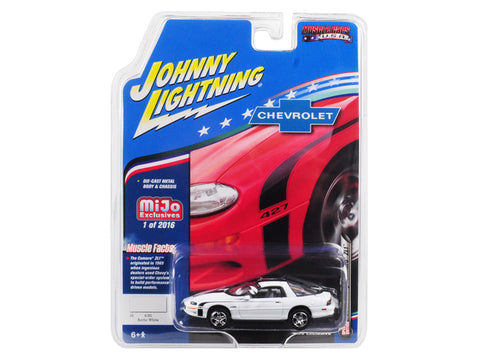 2002 Chevrolet Camaro ZL1 427 White \"Muscle Cars USA\" Limited Edition to 2,016 pieces Worldwide 1/64 Diecast Model Car by Johnny Lightning