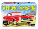 Skill 3 Model Kit 1967 Pontiac GTO \"Weekend Warrior\" 3 in 1 Kit 1/25 Scale Model by MPC