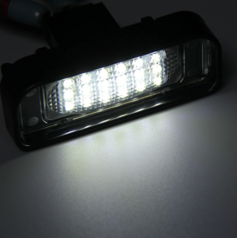 12V Number License Plate Light / Bulb With 18 LEDs White Light For Benz W220